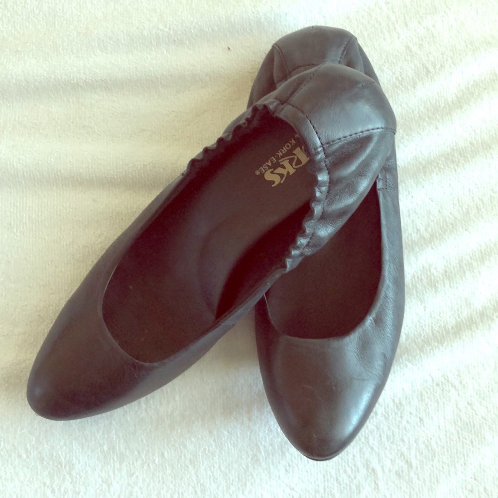 Comfy Black Kork-ease Flats!